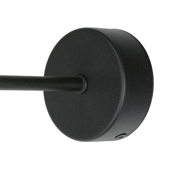 Detailansicht einer schwarzen Wandleuchte