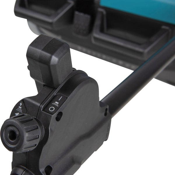 Detailansicht einer Kehrmaschine mit Einstellrädern