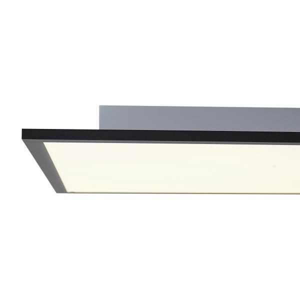 Flaches rechteckiges LED-Panel mit schwarzem Rahmen für die Deckenmontage.