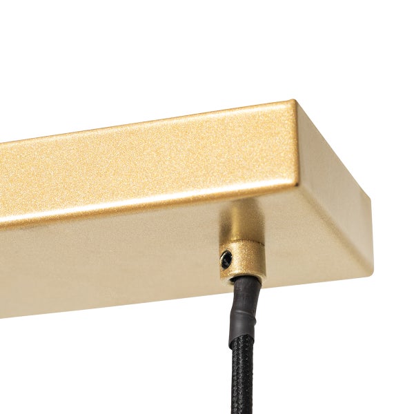 Detail einer Deckenleuchte mit Stromkabel