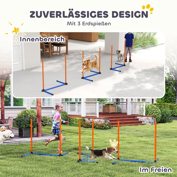Hunde-Agility-Set mit Hürden und Slalomstangen für den Innen- und Außenbereich, inklusive drei Erdspießen für Stabilität auf Rasen.