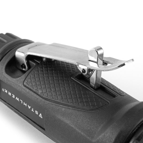 STAHLWERK Logo am Gehäuse einer Säbelsäge