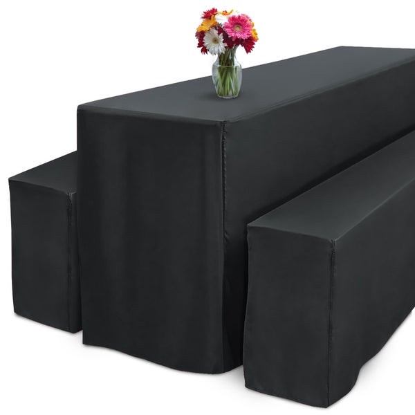 Bierzeltgarnitur mit schwarzer Husse und Blumenvase