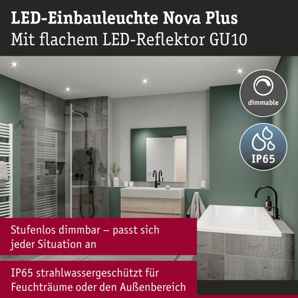 Badezimmer mit Nova Plus LED-Einbauleuchten, stufenlos dimmbar und IP65 strahlwassergeschützt für Feuchträume.