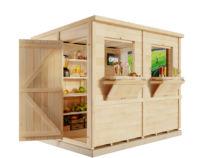 Holz-Gartenbar mit zwei Verkaufsklappen und einer Seitentür, innen Regale mit Obst und Getränken, beleuchtetes OPEN-Schild und TV-Bildschirm.