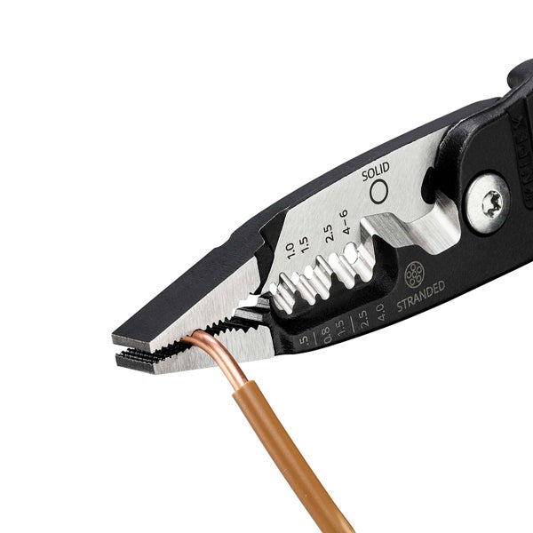 Knipex Aderendhülsenzange mit braunem Kabel