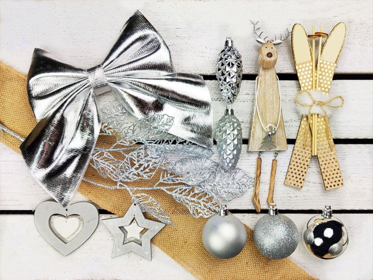 Geschmückter künstlicher weihnachtsbaum mit 100 Stk Kugeln NORTHERN WINTER 150 cm mit Metallständer