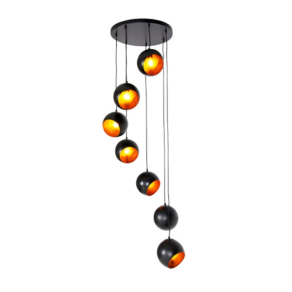 Hängeleuchte mit sieben Leuchtkörpern in Kugelform