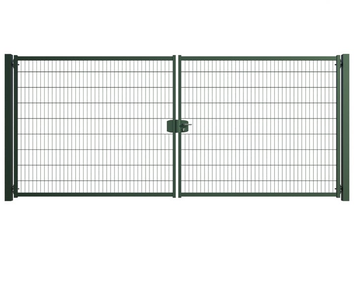 Doppeltor aus Metall mit Maschendrahtfüllung