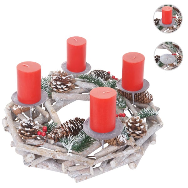 Adventskranz mit roten Kerzen, Tannenzapfen, Beeren und Zweigen