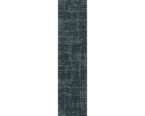 Textile Teppichdiele mit abstraktem linearem Muster und strukturierter Oberfläche.