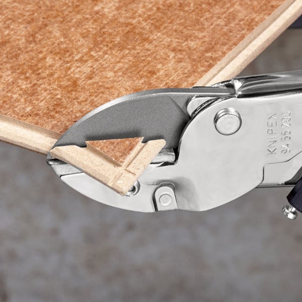 Knipex Gehrungsschere 94 55 200 für Kunststoff und Gummi mit roten Griffen und verchromtem Gehäuse.