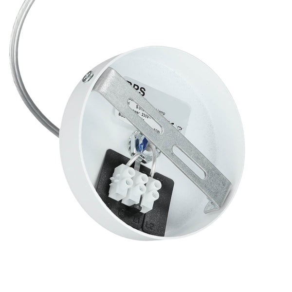 Innenansicht einer Deckenleuchte mit Anschlussklemmen