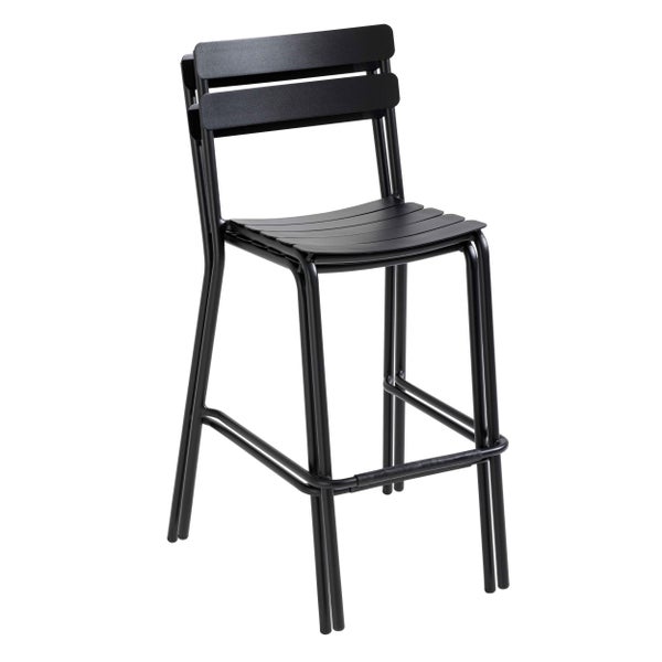 Moderner Barhocker aus Metall mit Rückenlehne und Fußstütze, Sitzfläche und Lehne in Lattenoptik.