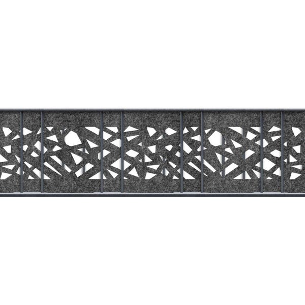 Dekorativer Sichtschutz aus Filz mit geometrischen Ausschnitten in einem Rahmen