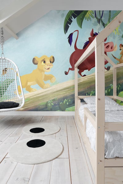 Kinderzimmer mit Dschungeltapete, Himmelbett und Hängesessel