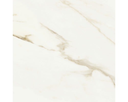 Helles Badezimmer mit Marmorfliesen, Waschtisch und Duschkabine.