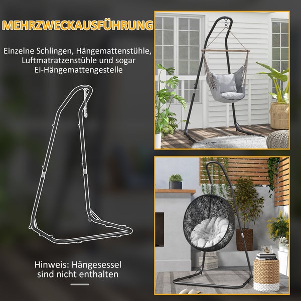 Schwarzer Hängesessel in Eiform mit hellem Kissen auf einem Metallständer in einem modern gestalteten Außenbereich mit Pflanzen.