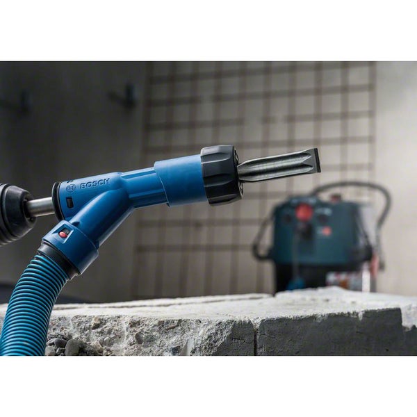 Bosch Logo. Bohrhammer mit Staubabsaugung im Einsatz.