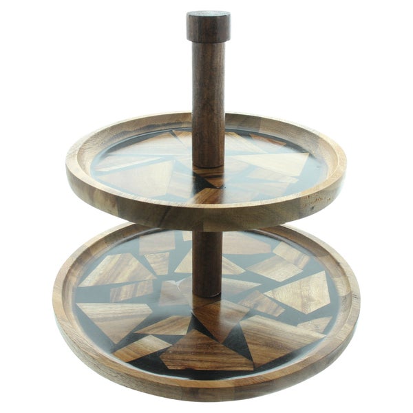 Zweistöckige Etagere aus Holz mit runden Tellern und geometrischem Mosaikmuster.