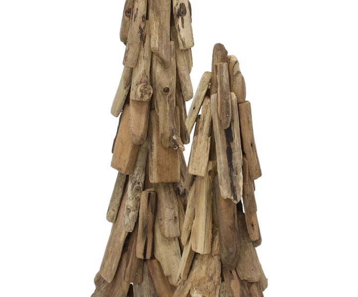 Dekorativer Weihnachtsbaum aus Treibholz als Weihnachtsdekoration