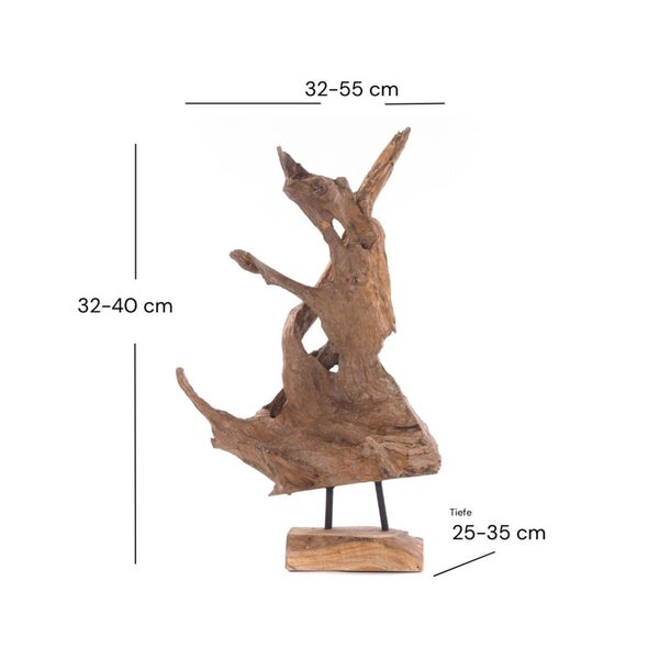 Dekorative Holzskulptur auf Sockel. Breite 32 bis 55 Zentimeter, Höhe 32 bis 40 Zentimeter und Tiefe 25 bis 35 Zentimeter.