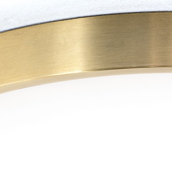 Detailaufnahme einer goldenen Lampe