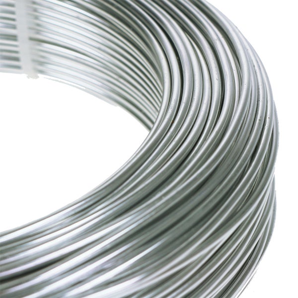 Silberfarbener Metalldraht als Ring in einer transparenten Kunststoffverpackung.
