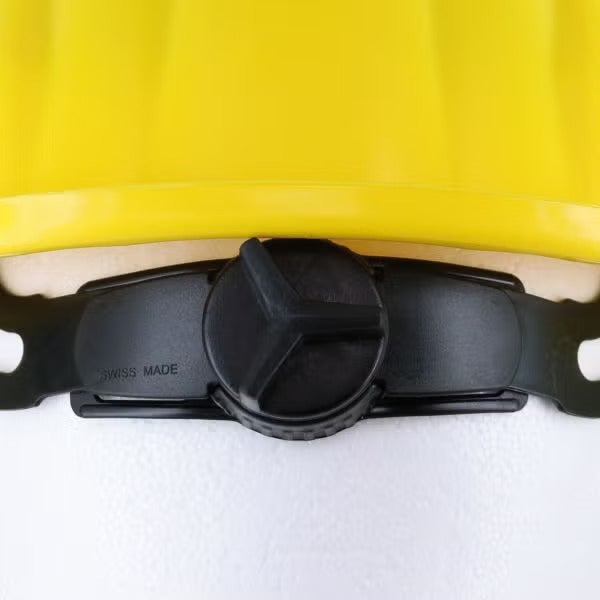 Detailansicht der Kopfbandverstellung eines Schutzhelms mit Drehrad
