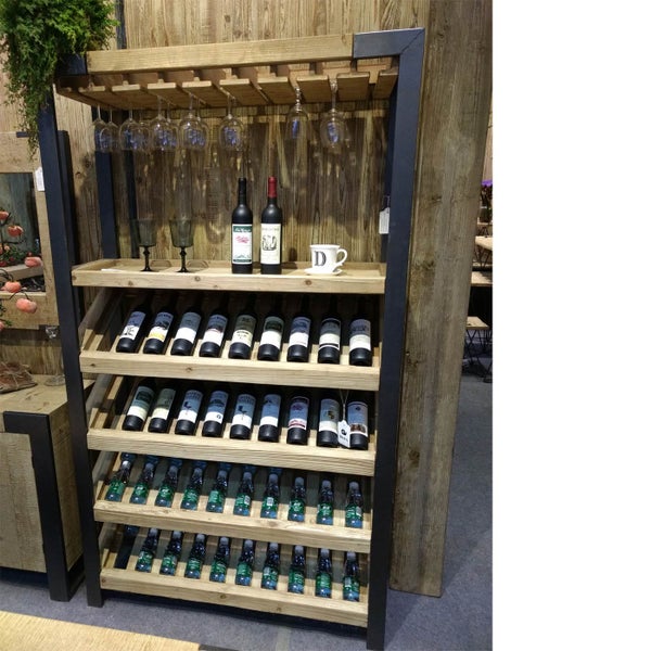 Weinregal mit mehreren Ebenen zur Aufbewahrung von Weinflaschen und Gläsern