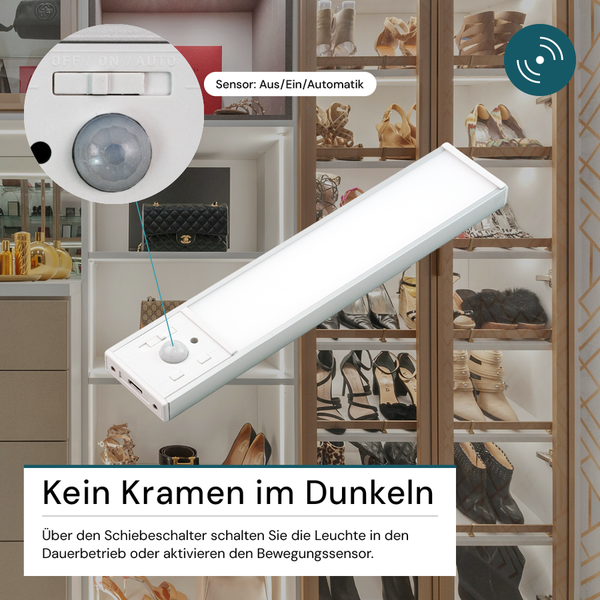 Schrankleuchte mit Bewegungssensor in einem begehbaren Kleiderschrank