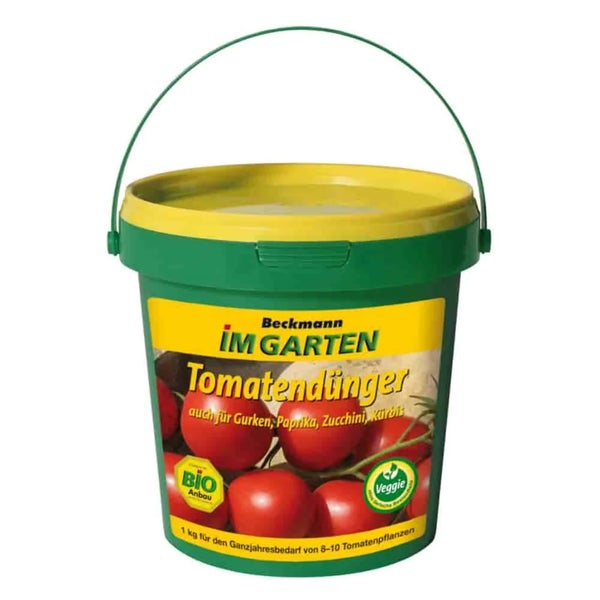 Ein Kilogramm Beckmann Tomatendünger im Eimer für Tomaten, Gurken, Paprika, Zucchini und Kürbis aus kontrolliert biologischem Anbau.