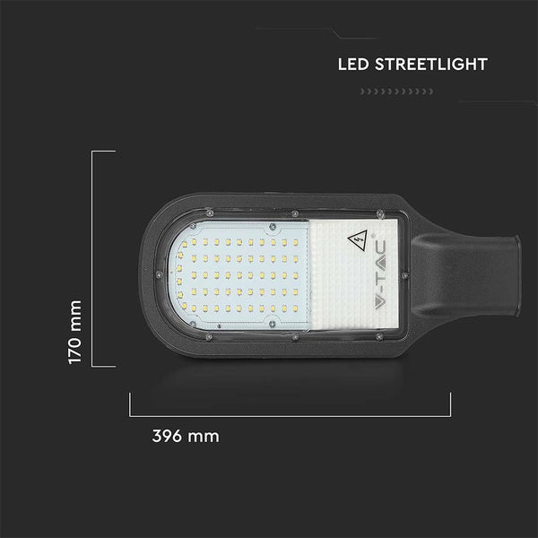 LED-Strassenleuchte mit Abmessungen 170 mm mal 396 mm