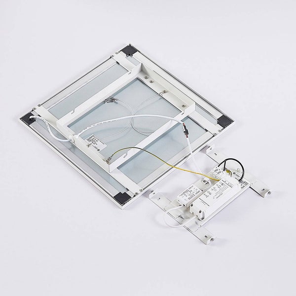 Rückansicht eines quadratischen LED-Panels mit Metallrahmen, integriertem Treiber und Verkabelung für die Montage.