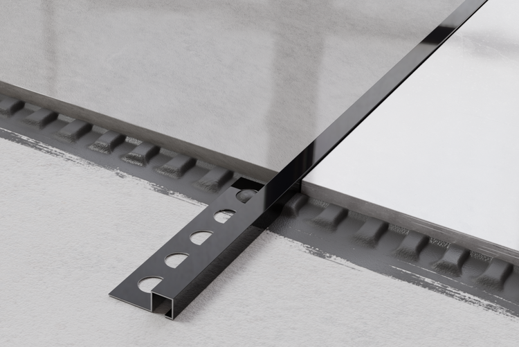 Fliesenschiene zur Kantenverkleidung