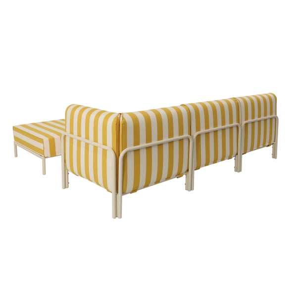 Gelb-weiß gestreiftes modulares Lounge-Set mit Gartensofa und Hocker, Metallgestell und Stoffpolster, Rückansicht.