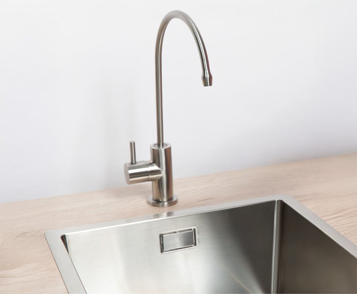 Entnahmehahn für Wasserfilter, Osmoseanlage aus hochwertigem, gebürstetem Edelstahl.