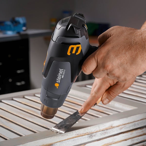 Tapete mit Rennwagenmotiven