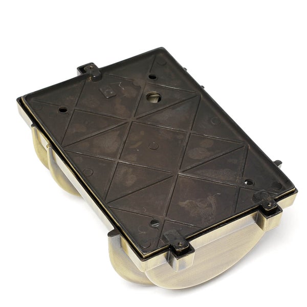 Metall-Wandbriefkasten von unten