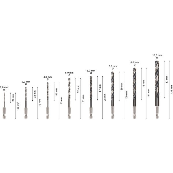 Ein Arbeiter schneidet eine Fliese mit einem Winkelschleifer.
