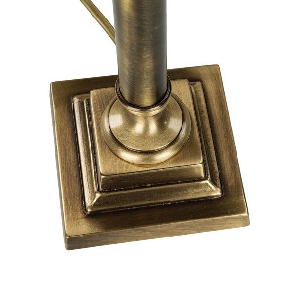 Detailaufnahme des quadratischen Sockels einer Tischleuchte