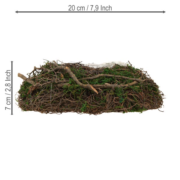 Dekoratives Nest aus Zweigen und Moos, circa 20 cm breit und 7 cm hoch