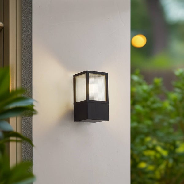 Lucande Wandleuchte außen Klemens (spritzwassergeschützt (Modern) in Schwarz aus Aluminium (1 flammig, E27) - Außenwandleuchten Wandlampe Led Außenlampe Outdoor für Außenwand/Hauswand