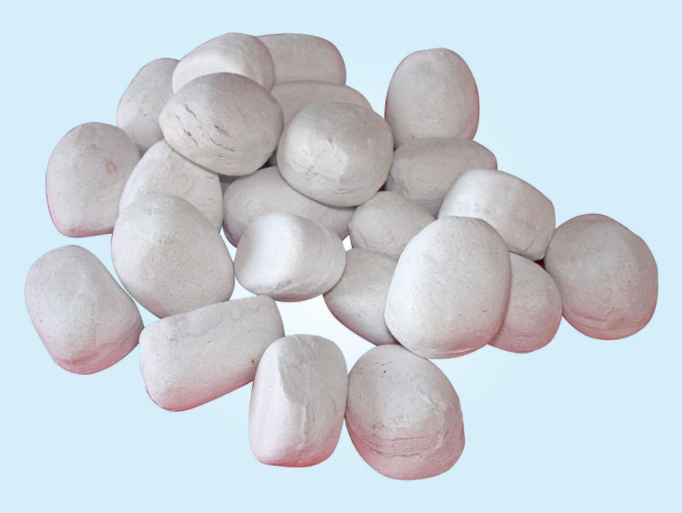 Dekorative weiße Ziersteine