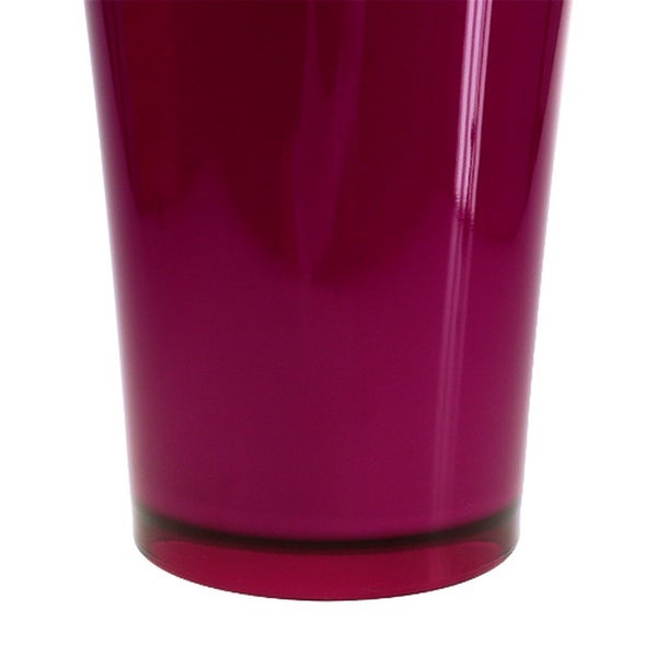 Transparenter Übertopf aus Kunststoff in Magenta für Zimmerpflanzen.