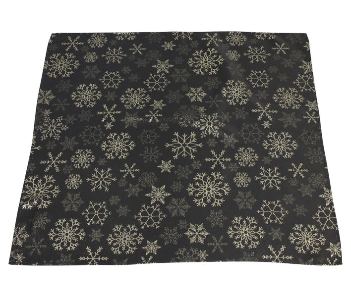 Schwarze Tischdecke mit Schneeflockenmuster