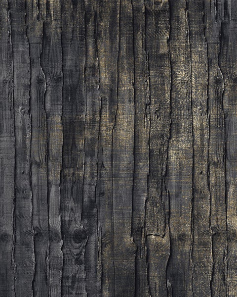 Holzwand mit vertikalen Brettern als Dekor