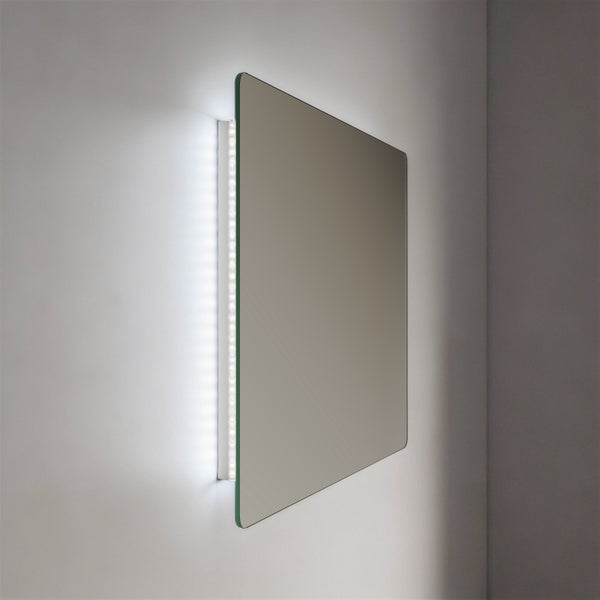 Rechteckiger Spiegel mit LED-Beleuchtung an der Seite zur Wandmontage.