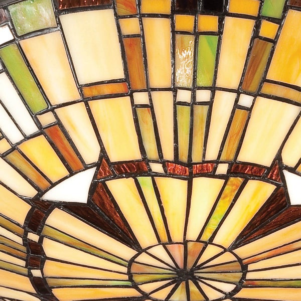 Detailaufnahme einer Tiffany-Lampe mit Glasmosaik im Art-Deco-Stil.