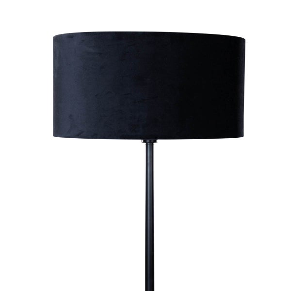 Stehlampe mit Lampenschirm